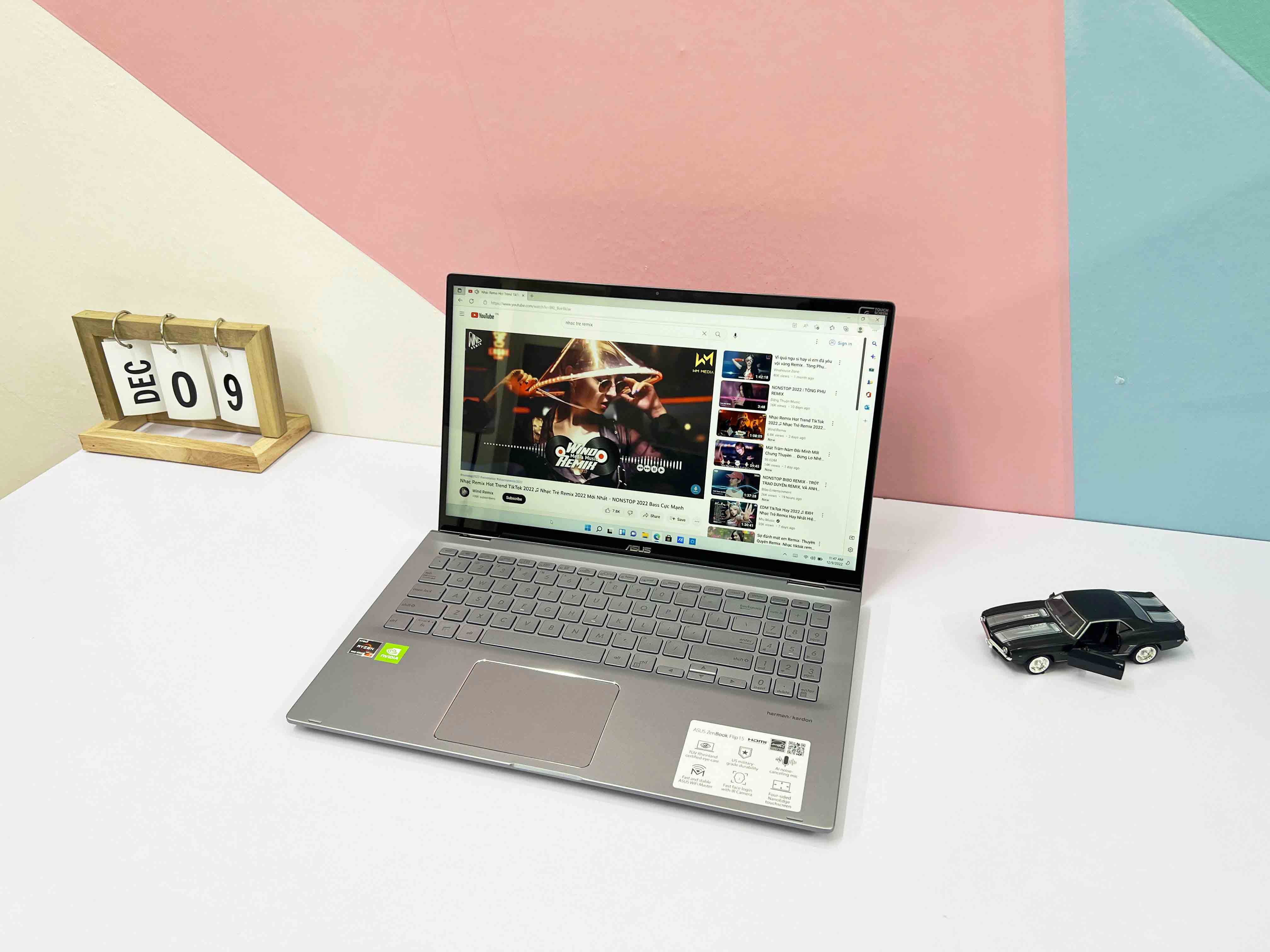 ASUS ZenBook Flip 15 Q508 (AMD Ryzen 7 5700U | RAM 8GB |SSD M.2 NVMe 256GB | 15.6" Full HD 1920 X1080 | Card NVIDIA Geforce MX450 2GB )