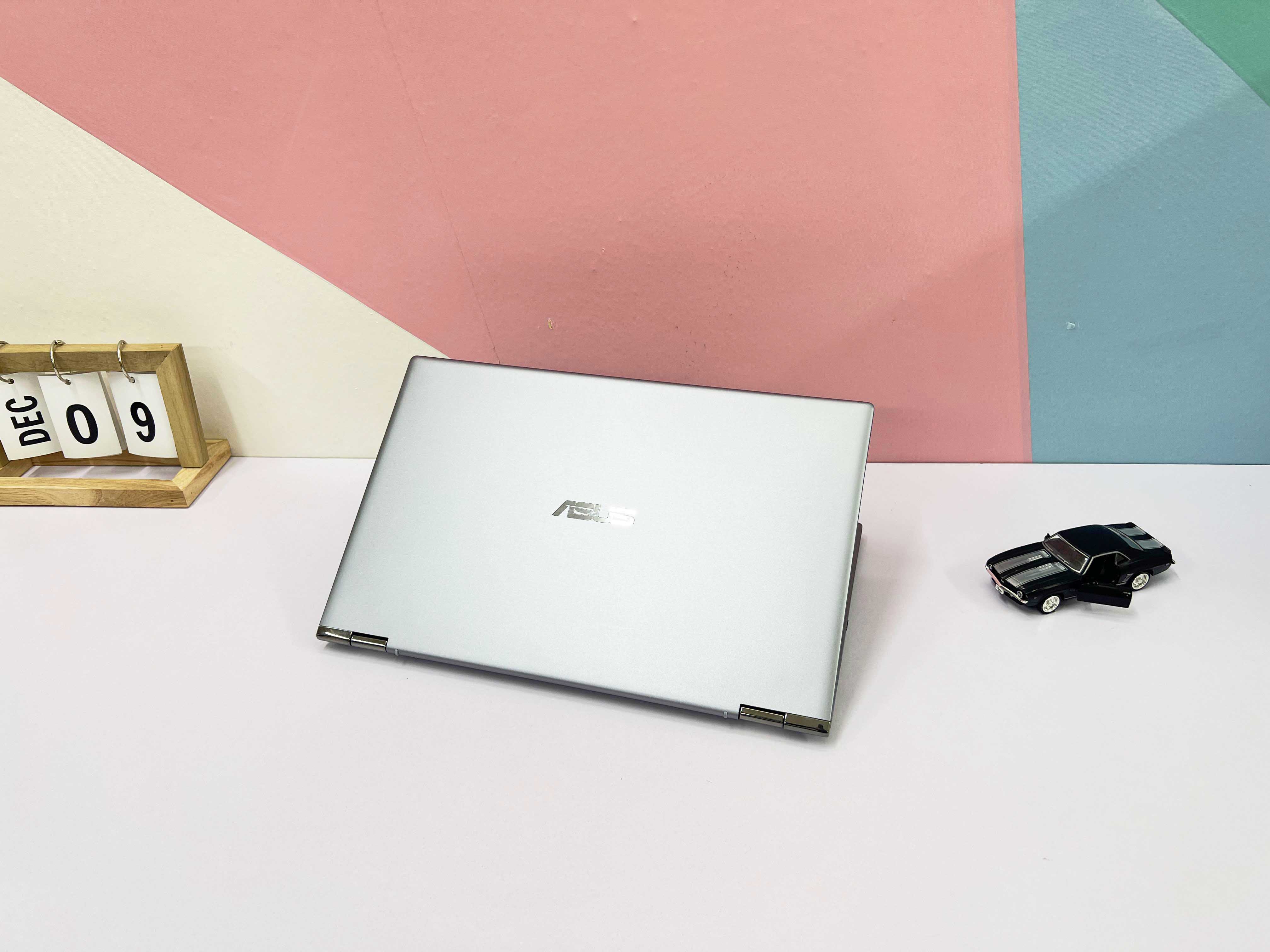 ASUS ZenBook Flip 15 Q508 (AMD Ryzen 7 5700U | RAM 8GB |SSD M.2 NVMe 256GB | 15.6" Full HD 1920 X1080 | Card NVIDIA Geforce MX450 2GB )