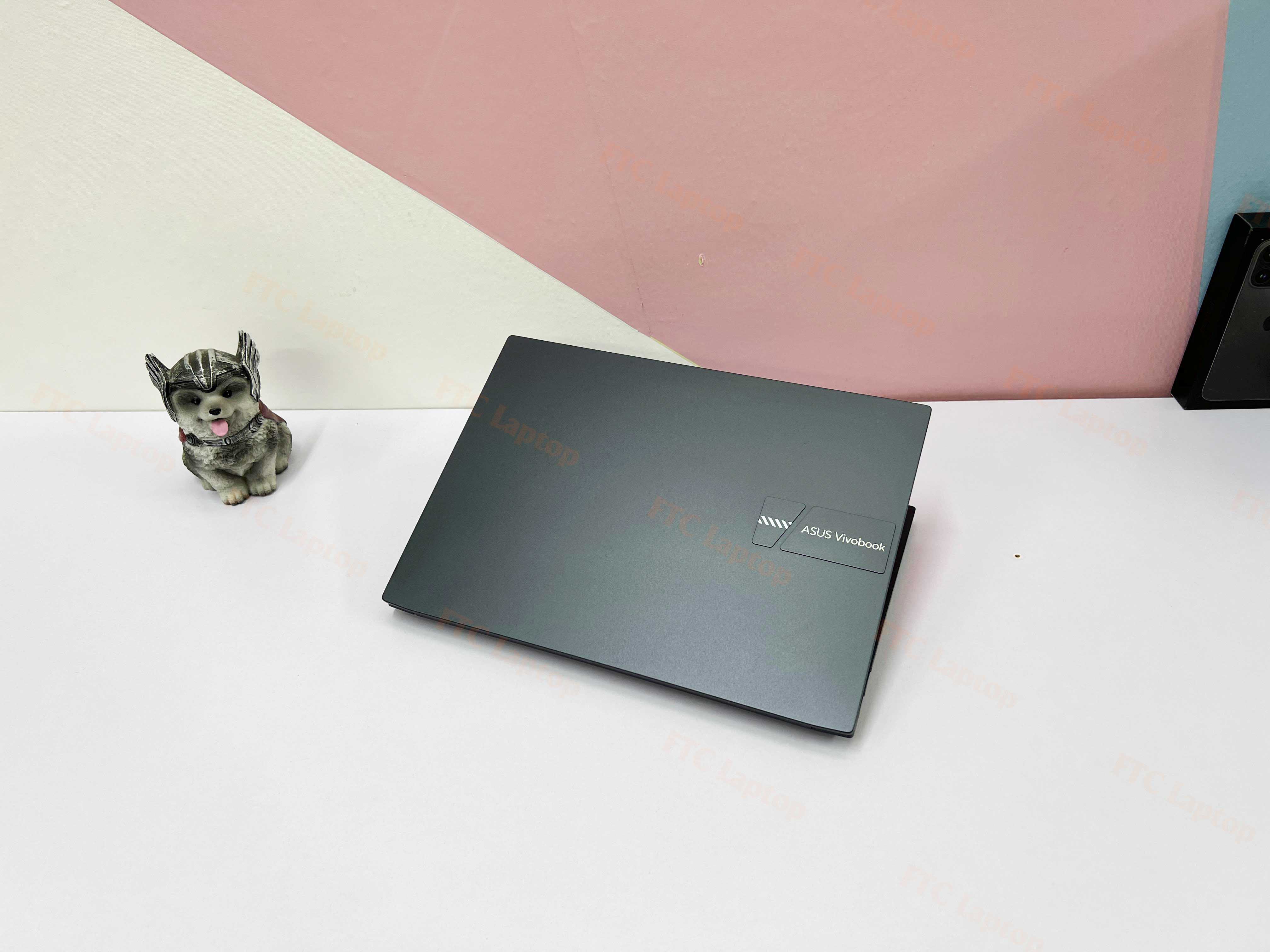 ASUS VivoBook Pro 14 OLED K3400PA-WH51 (Intel Core I5-11300H | RAM 8GB |SSD M.2 NVMe 256GB | 14" WQXGA OLED | Card Intel Iris Xe Graphics G7 )