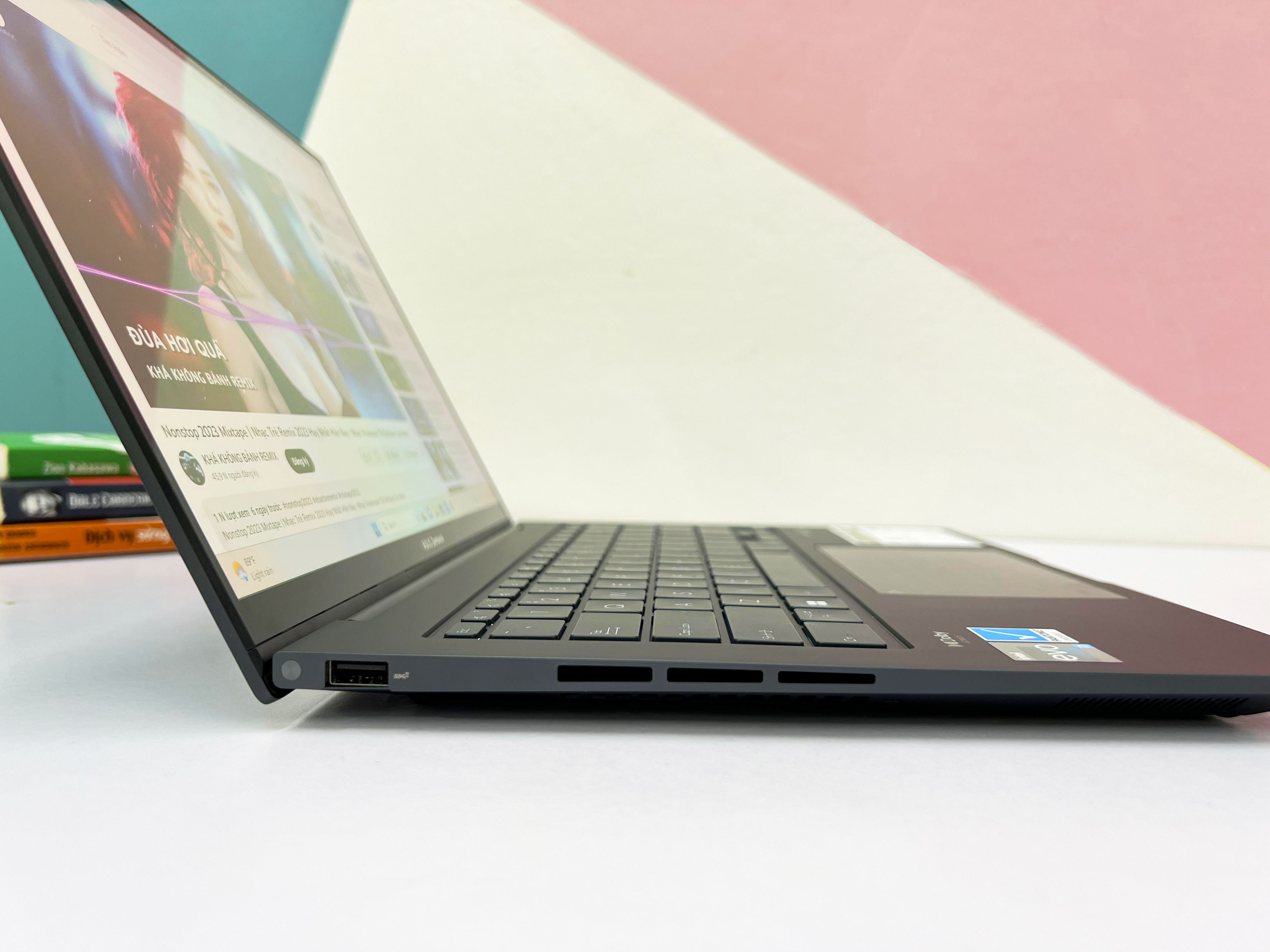 ASUS Zenbook 14 Q420VA (Intel Core I7-13700H | RAM 16GB |SSD M.2 NVMe 512GB | 14,5" OLED HDR 2,8K | Card Intel Iris Xe Graphics)