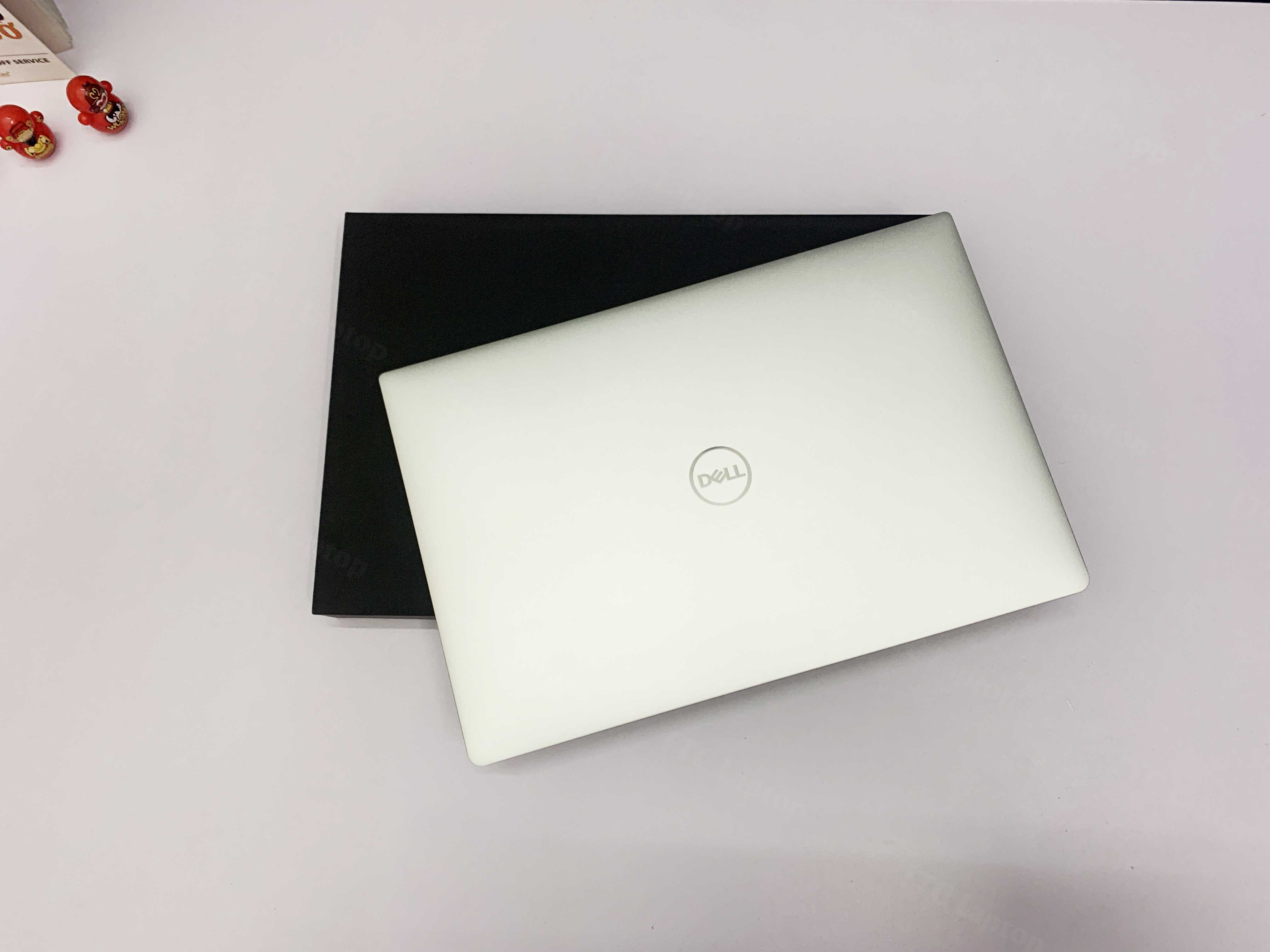 Dell XPS 9305 (Core I5-1135G7 | RAM 8GB | SSD NVMe 256GB | 13.3 Inch FullHD IPS 1920x1080 | Card On )