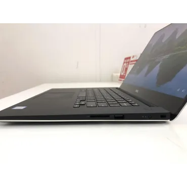 Dell Precision 5520 (i7-7820HQ | RAM 16GB |SSD M.2 NVMe 512GB | 15.6 " Full HD 1920 X 1080 | Card NVIDIA Quadro M1200 4gb )
