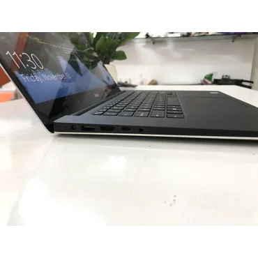 Dell Precision 5520 (i7-7820HQ | RAM 16GB |SSD M.2 NVMe 512GB | 15.6 " Full HD 1920 X 1080 | Card NVIDIA Quadro M1200 4gb )