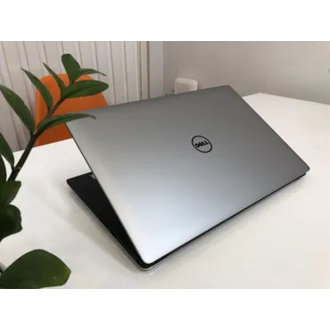 Dell Precision 5520 (i7-7820HQ | RAM 16GB |SSD M.2 NVMe 512GB | 15.6 " Full HD 1920 X 1080 | Card NVIDIA Quadro M1200 4gb )