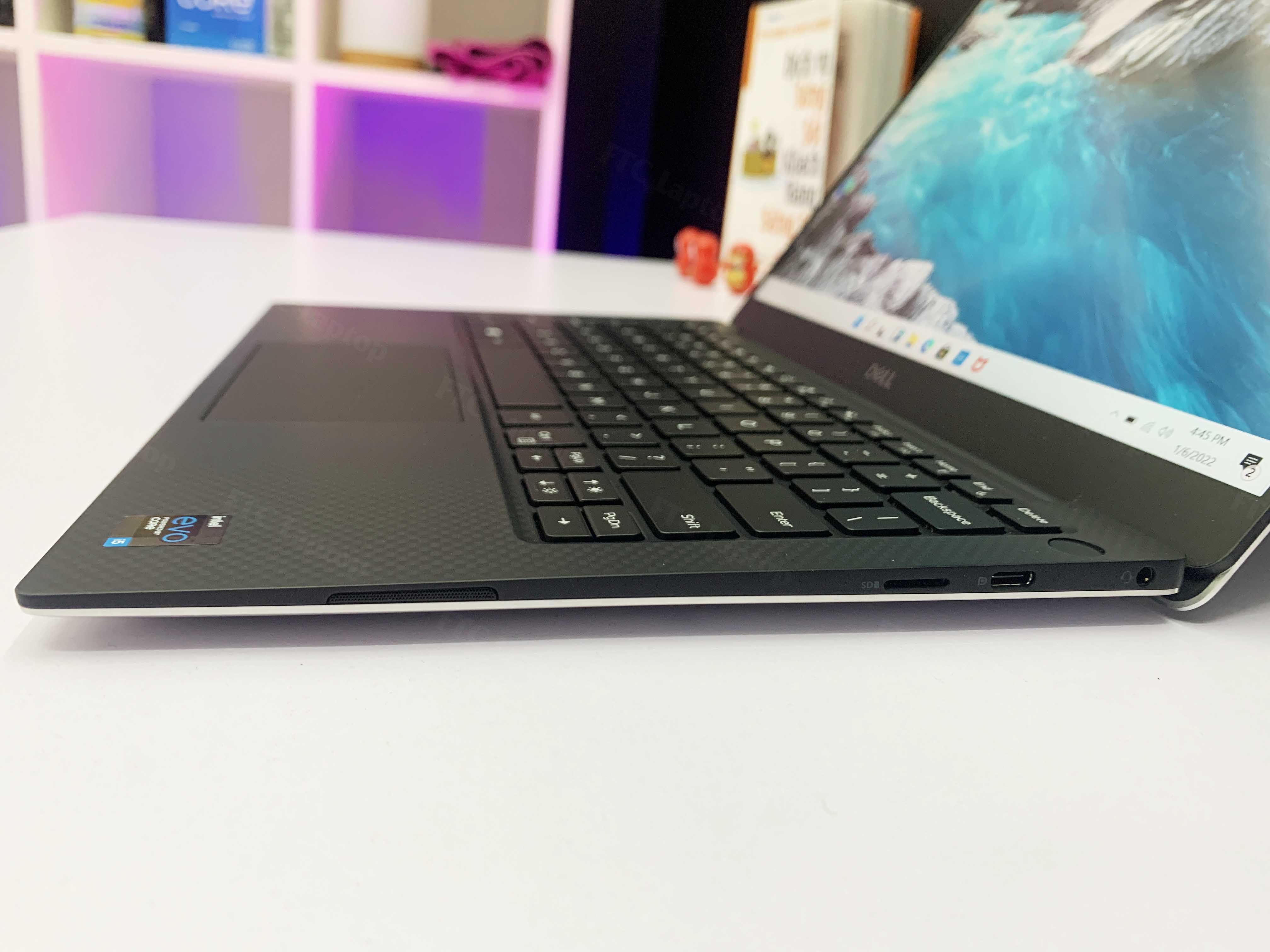 Dell XPS 9305 (Core I5-1135G7 | RAM 8GB | SSD NVMe 256GB | 13.3 Inch FullHD IPS 1920x1080 | Card On )