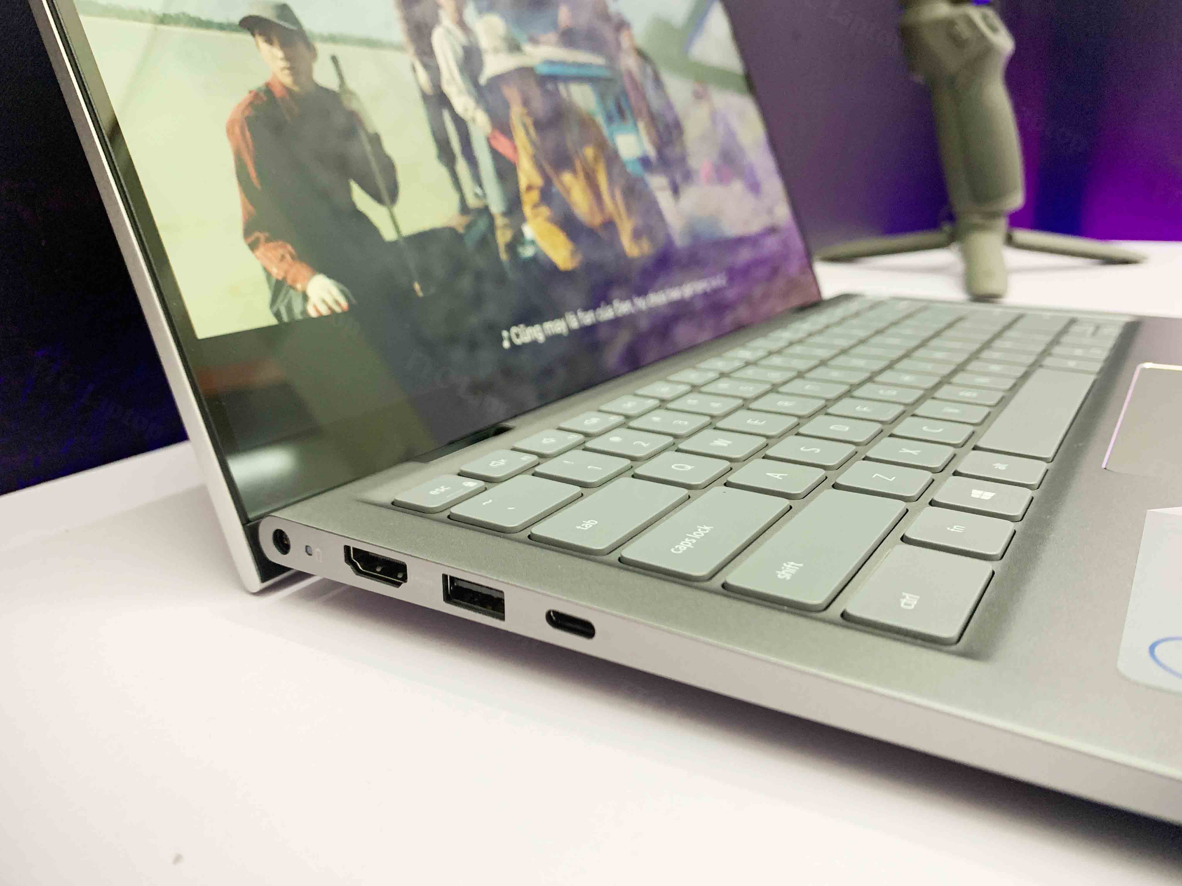 Dell Inspiron 14 - 5410 2in1 ( I5410-5149SLV-PUS) (Intel Core I5-1155G7 | RAM 8GB | SSD M.2 512GB | 14 Inch FHD TOUCH | Card Intel Iris Xe Graphics )