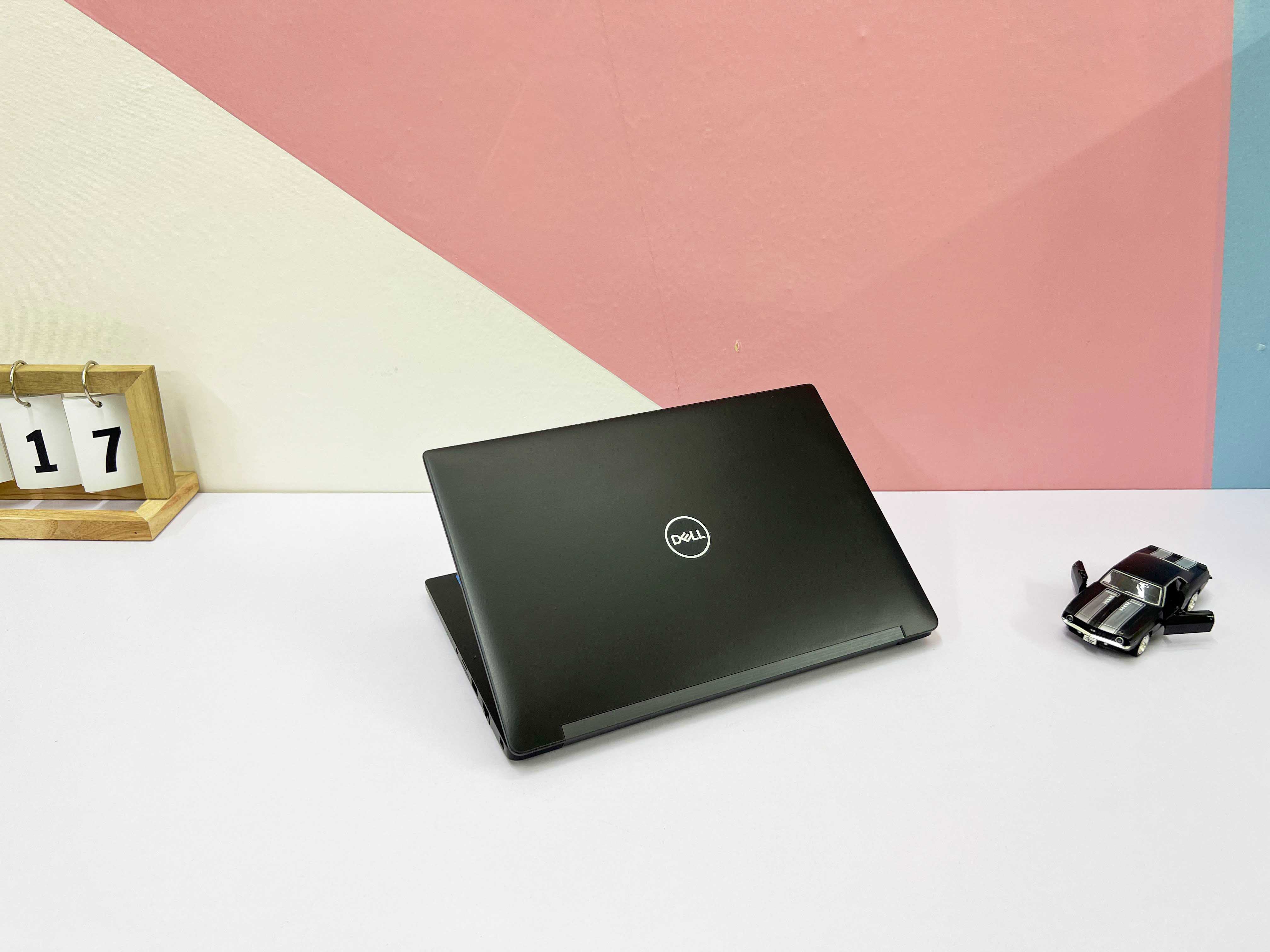 Dell Latitude E7390 (Core I7-8650U | RAM 8GB | SSD 256GB | 13.3 Inch FHD IPS 1920x1080 | Card On )