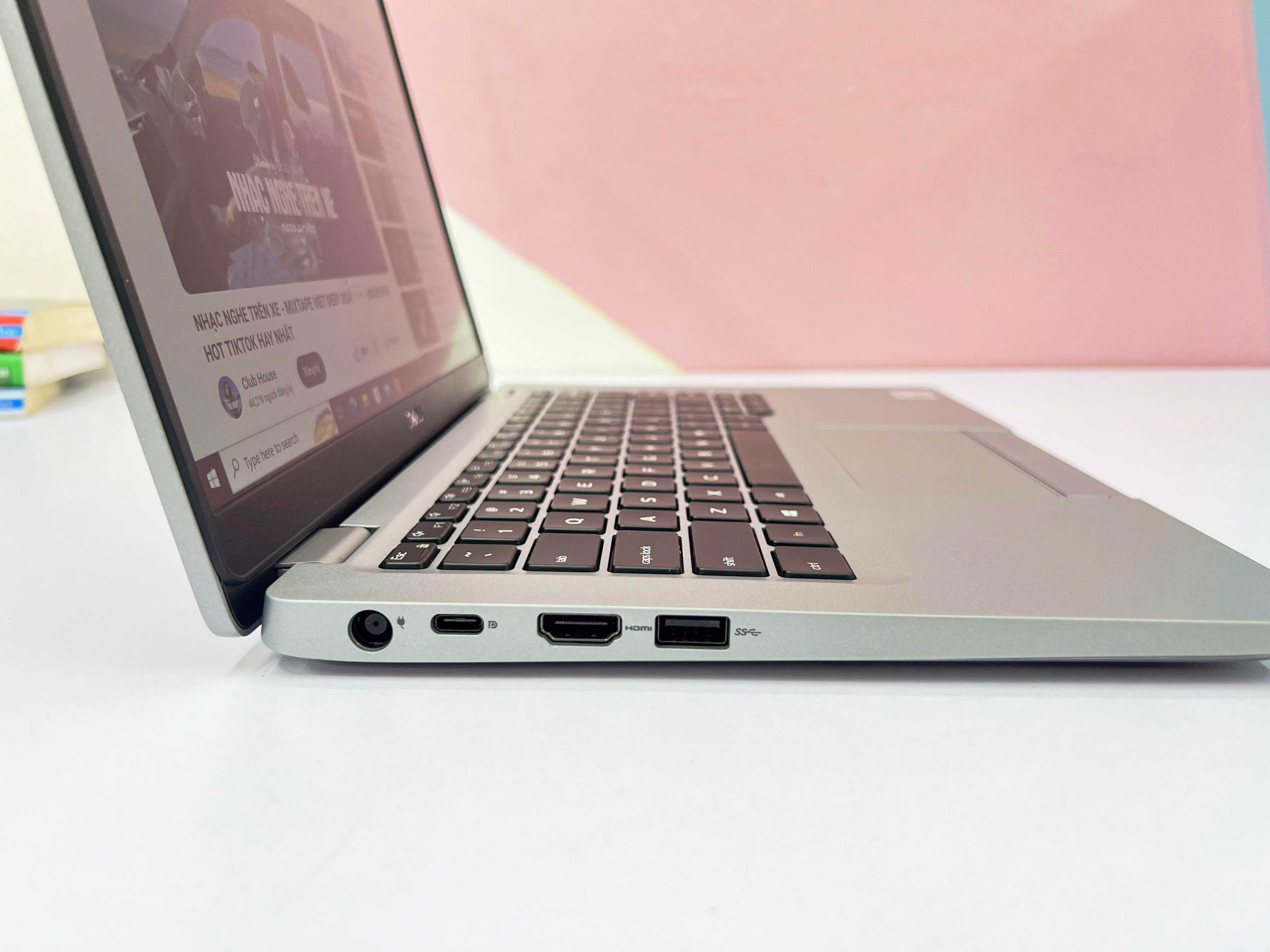 Dell Latitude 5310 Intel Core I5-10310U | RAM 8GB | SSD M.2 256GB | 13.3 Inch FHD (1920x1080) | Intel UHD Gaphics)
