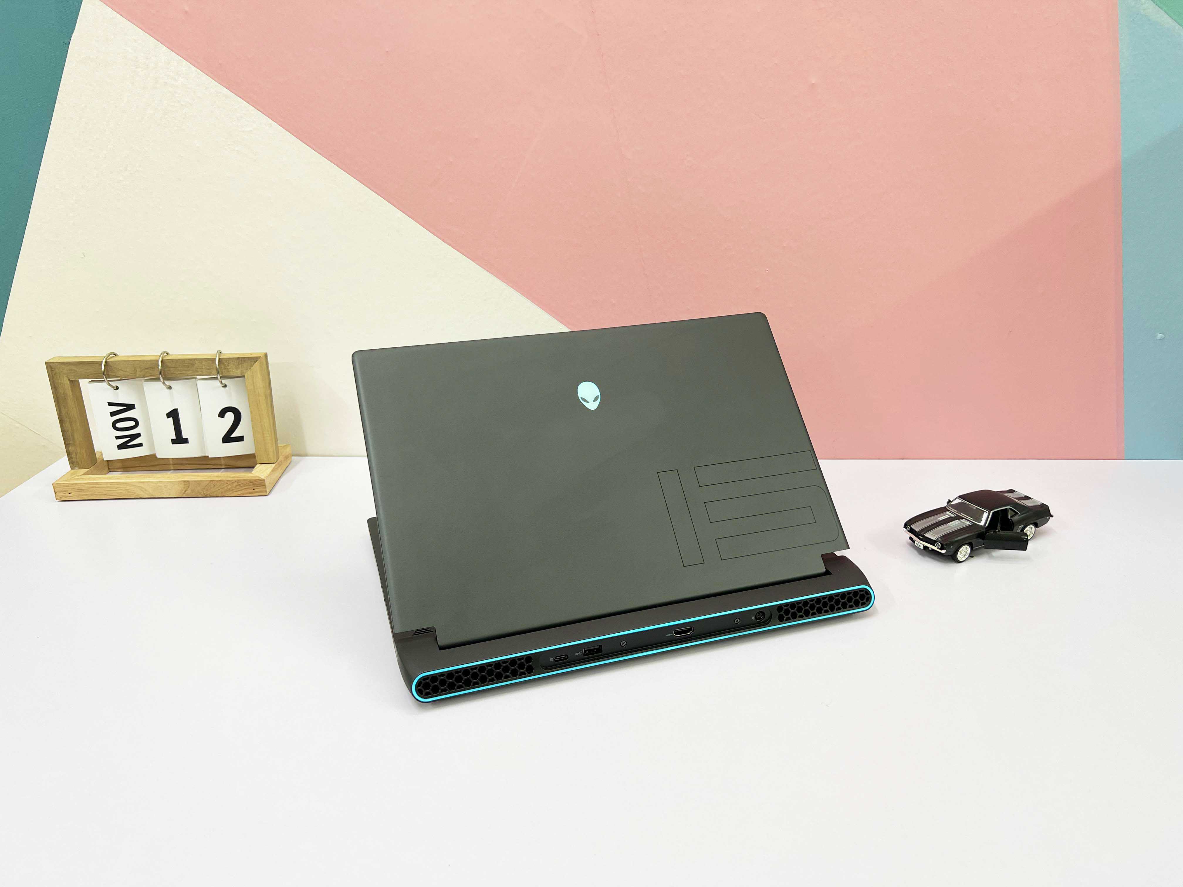 Alienware M15 Ryzen Edition R5 | AMD Ryzen 7 5800H | NVIDIA GeForce RTX 3050Ti 4GB
