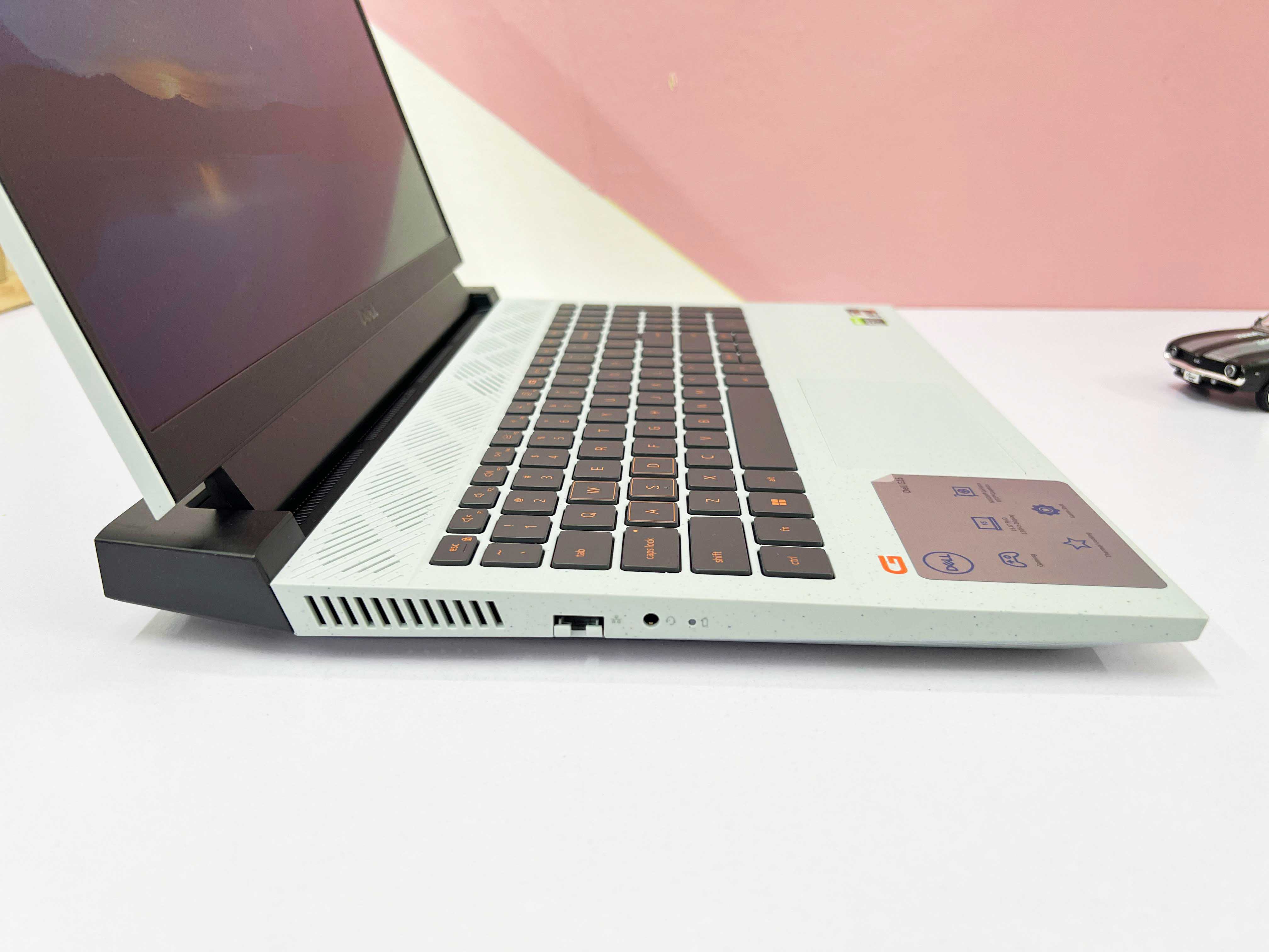 Dell Gaming G15 5525 (AMD Ryzen 7 6800H | RAM 16GB | SSD M.2 512GB | 15.6 Inch FHD 120Hz ( 1920x1080 ) | Card NVIDIA GeForce RTX 3050Ti 4GB GDDR6 )