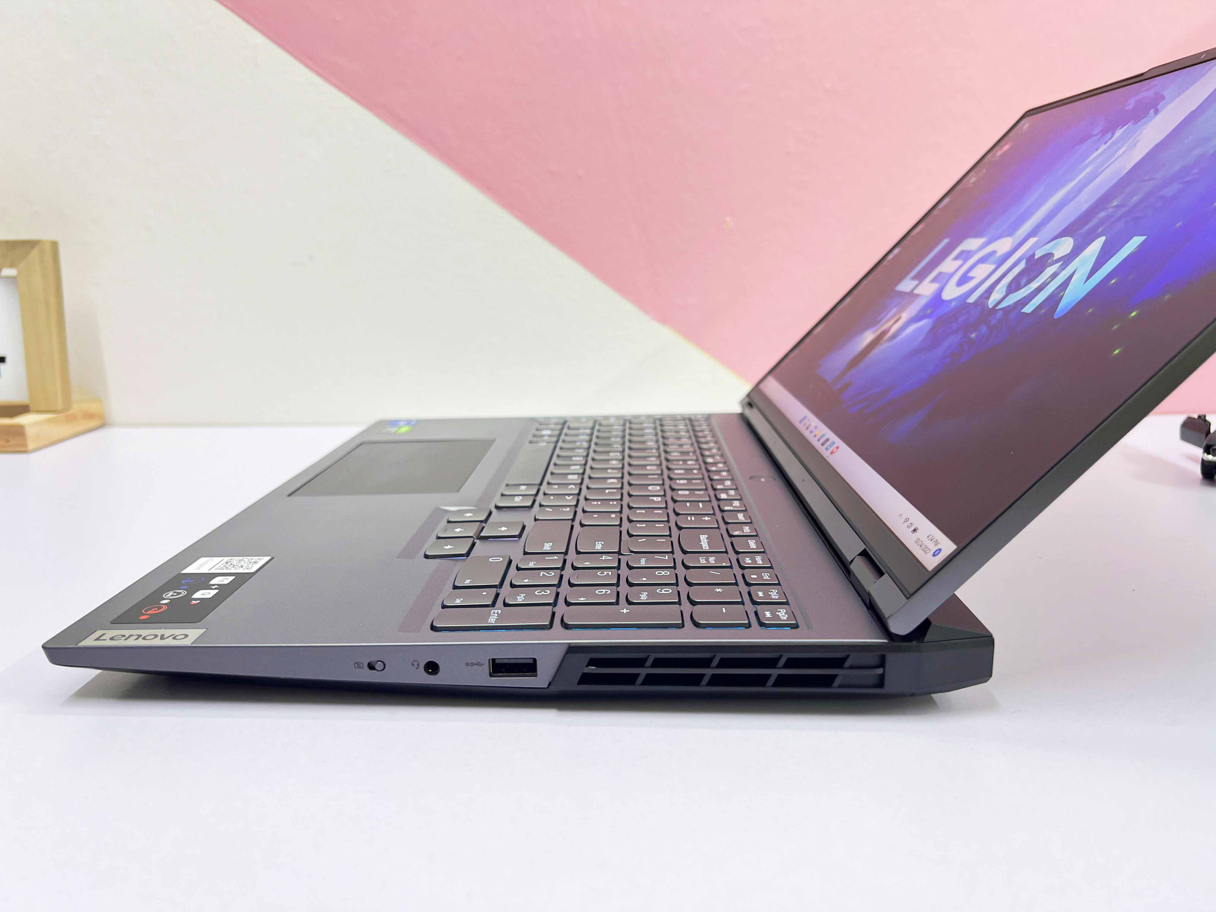 Lenovo Legion 5 Pro 16IAH7H (Intel Core I7-12700H | RAM 16GB | SSD M.2 1TB | 16 " 2K IPS (2560 X 1600) 165Hz | Card NVIDIA GeForce RTX 3060 6GB )