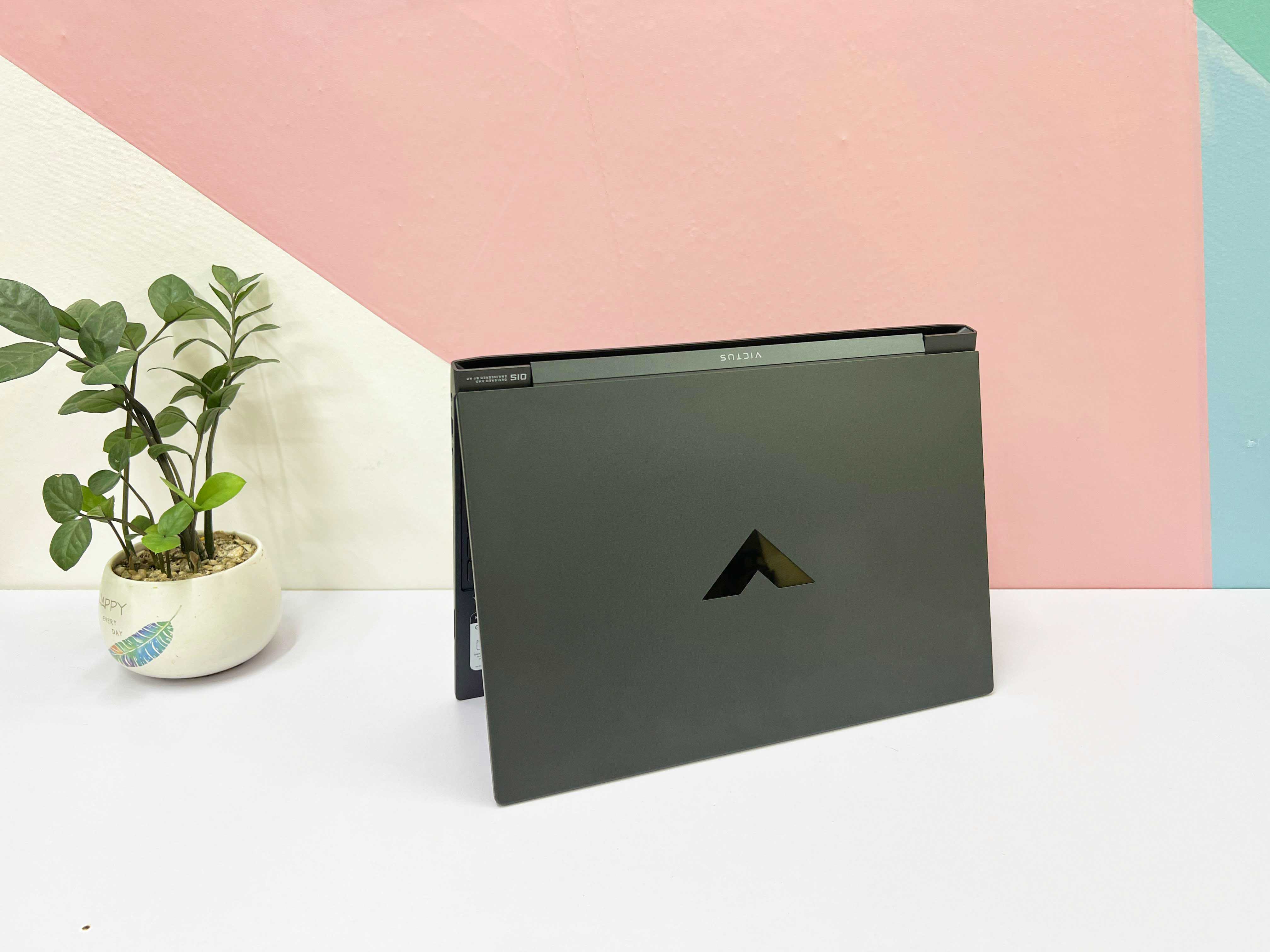HP Victus 15 15-fa0031dx (Intel Core I5-12450H | RAM 8GB |SSD M.2 NVMe 512GB | 15.6" Full HD 1920 X1080 | Card NVIDIA GeForce GTX 1650 4GB GDDR6)