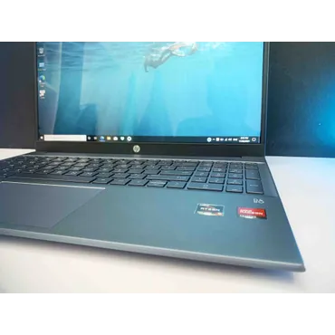HP Pavilion 15 15-eh1070wm (AMD Ryzen 7 5700U | RAM 8GB | SSD 512GB | 15.6" FHD IPS 1920x1080 | Card AMD Radeon Graphics R8)