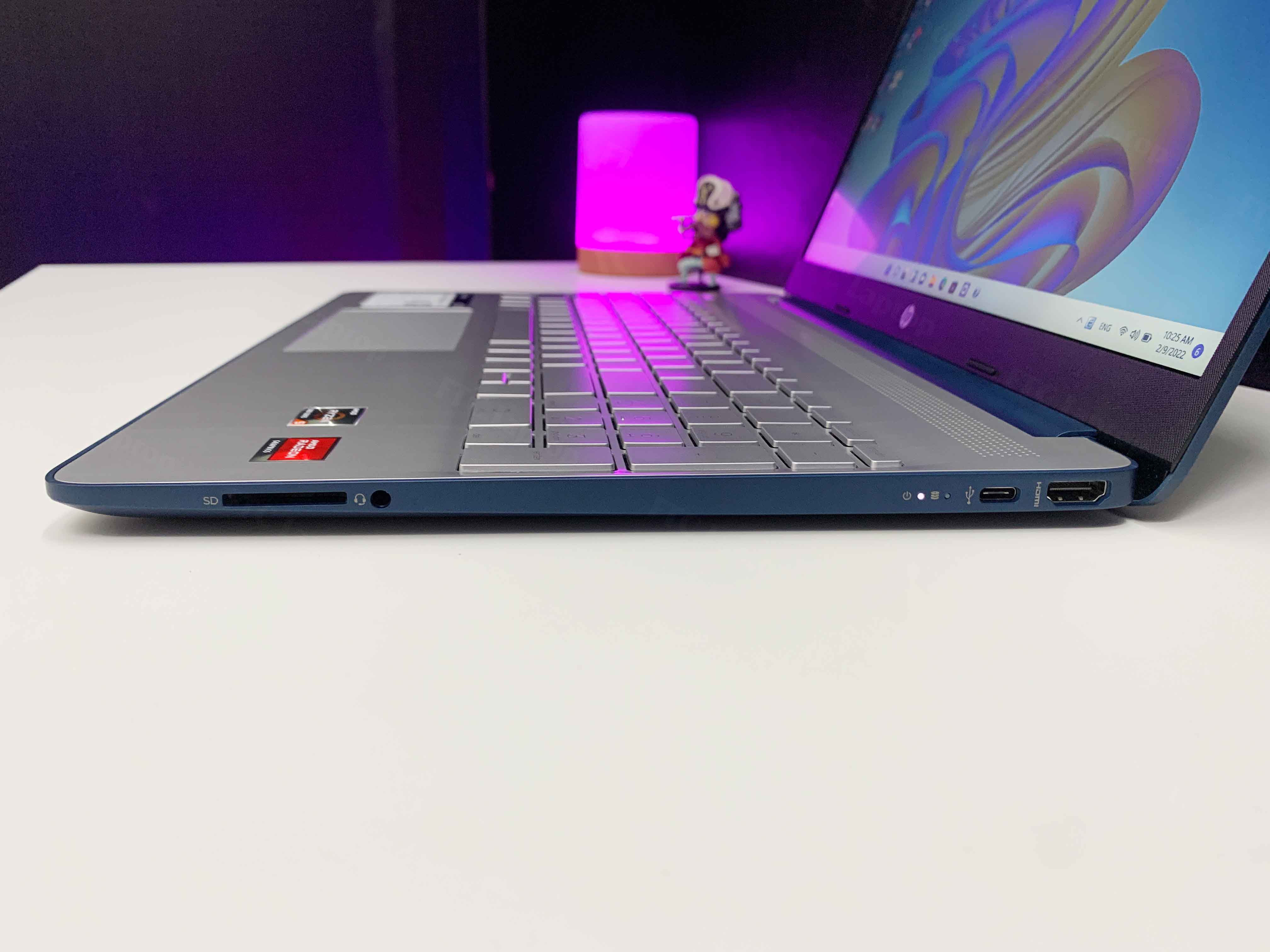 HP Pavilion 15 15-ef2126wm ( AMD Ryzen 5 5500U | RAM 8GB | SSD Nvme 256GB | 15.6" FHD (1920 X 1080) | AMD Radeon Graphics R7)