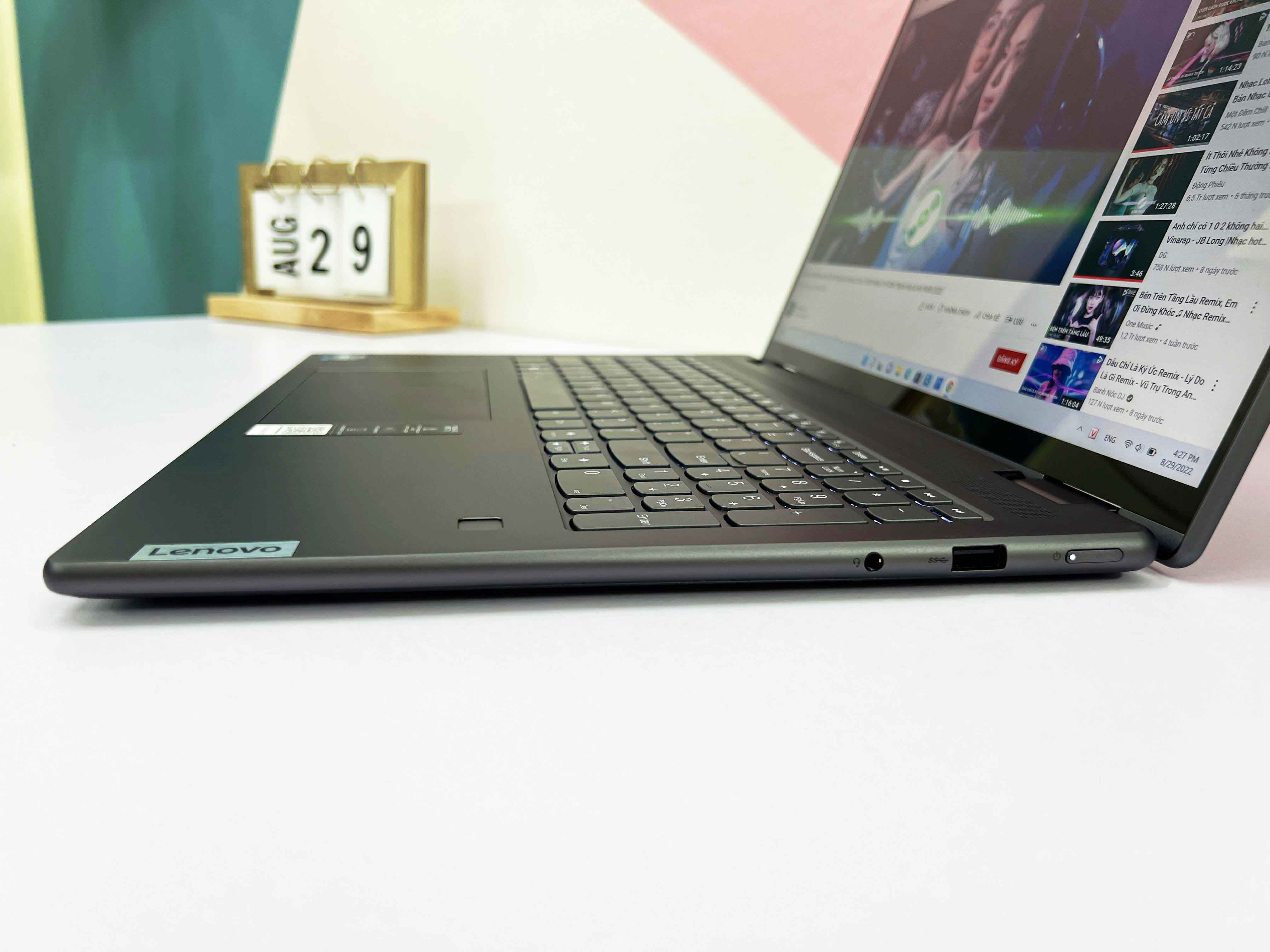 Lenovo Yoga 7i 16" 2.5K Touch 2in1 ( I5-1240P | RAM 8GB | SSD 256GB | 16" 2,5K WQXGA (2560 X 1600) IPS | Intel Iris Xe G7 )