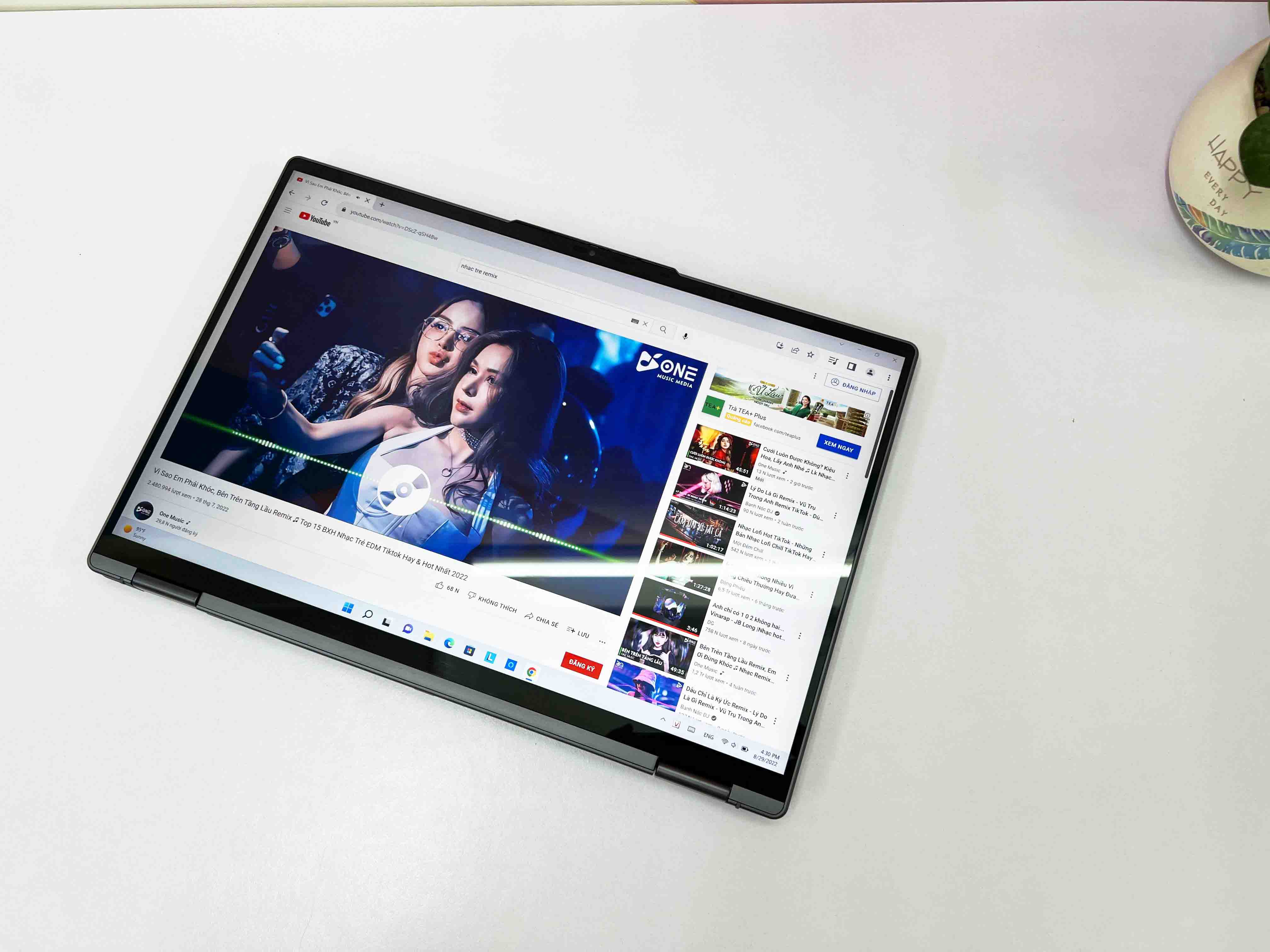 Lenovo Yoga 7i 16" 2.5K Touch 2in1 ( I5-1240P | RAM 8GB | SSD 256GB | 16" 2,5K WQXGA (2560 X 1600) IPS | Intel Iris Xe G7 )
