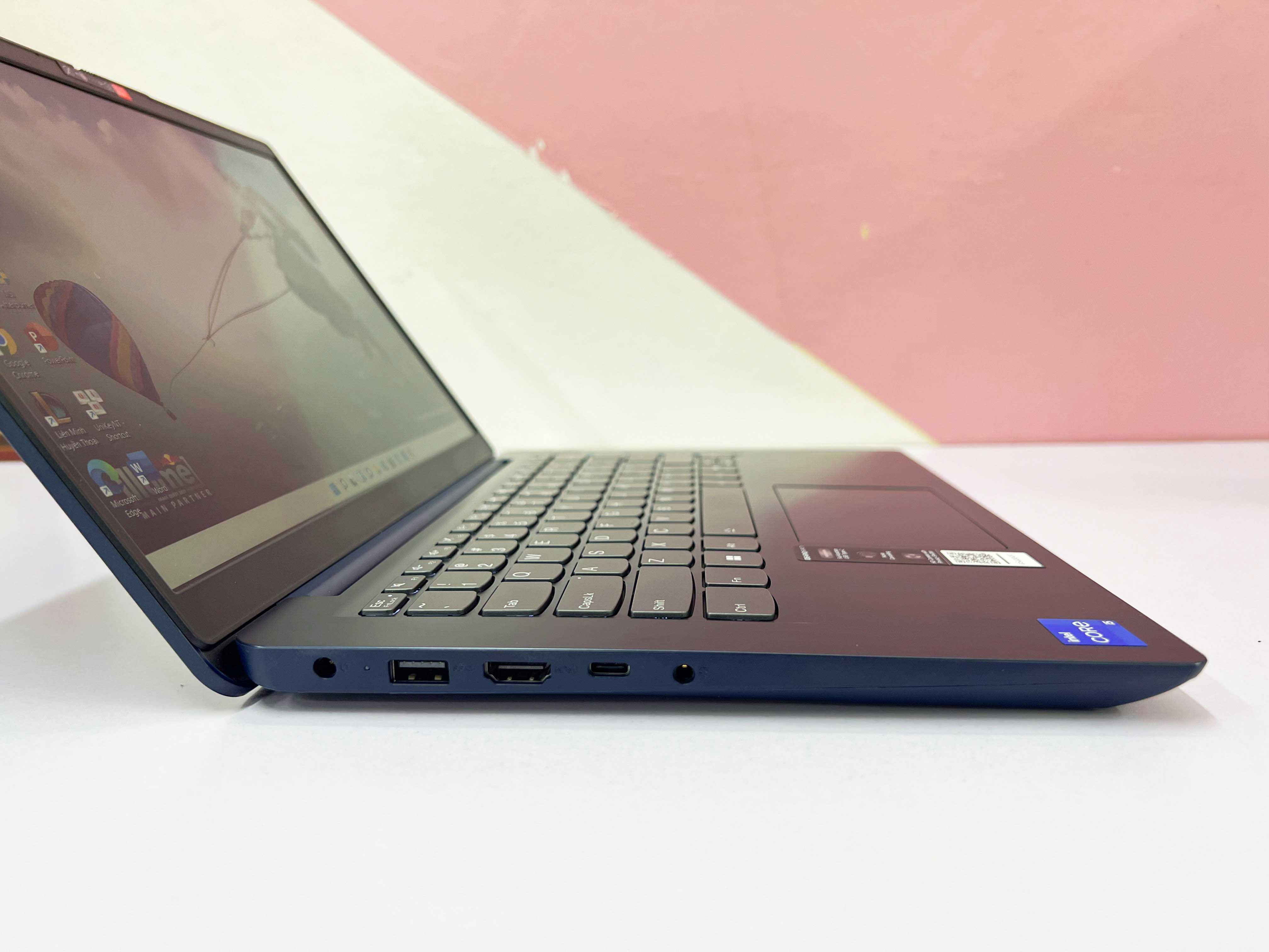 Lenovo Ideapad 3 14IAU7 ( Intel I5-1235U | RAM 8GB | SSD Nvme 256GB | 14" FHD IPS (1920 X 1080) | Intel Iris Xe Graphics)