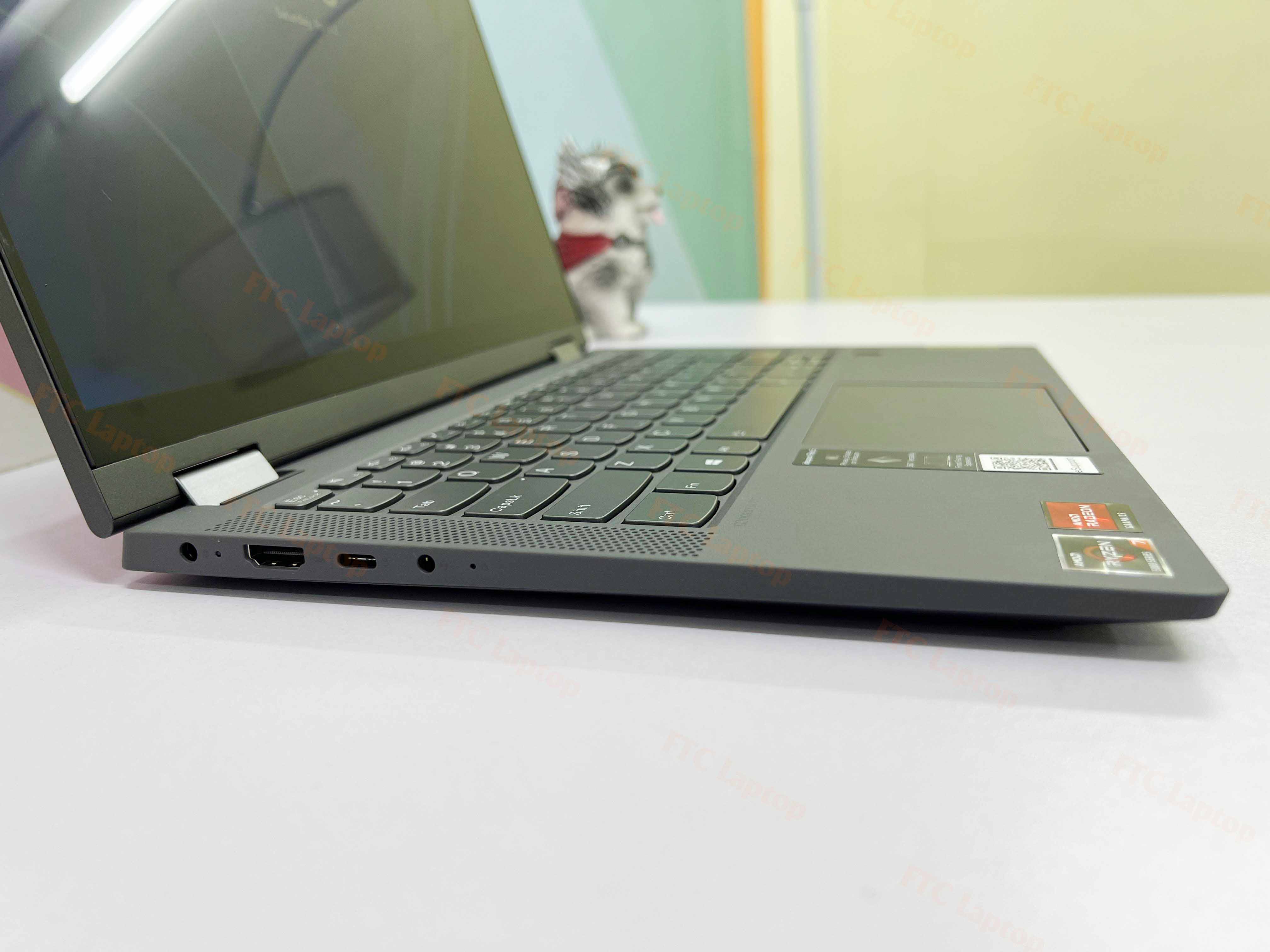 Lenovo IdeaPad Flex 5 14ALC05 ( AMD Ryzen 7 5700U | RAM 8GB | SSD Nvme 256GB | 14" 360 FHD IPS Touch Screen (1920 X 1080) | AMD Radeon Graphics)