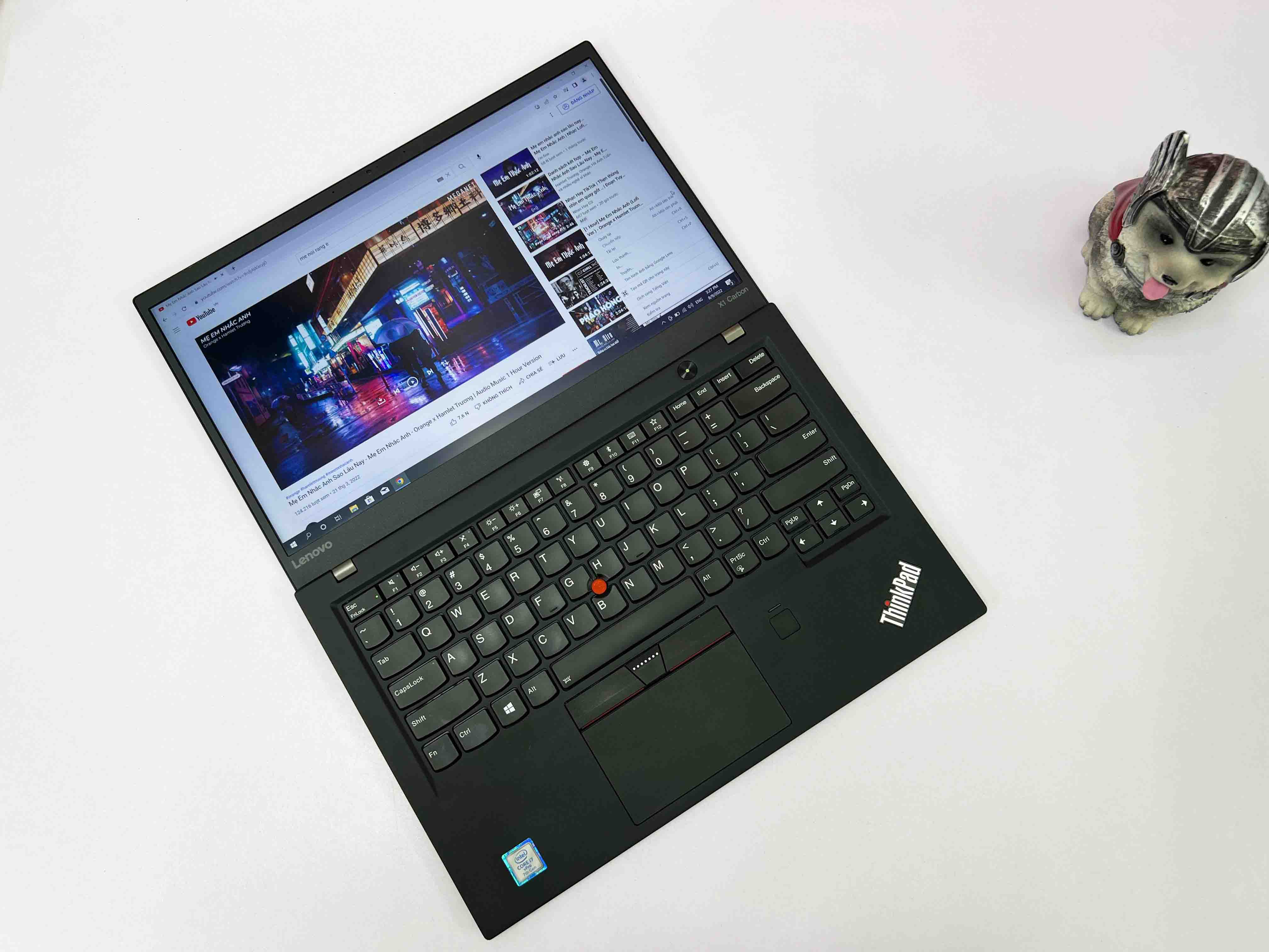 Lenovo Thinkpad X1 Carbon Gen 5 ( I7-7600U | RAM 16GB | SSD 256GB | 14" FHD IPS 1920 X 1080 | Card On HD Graphics 620 )